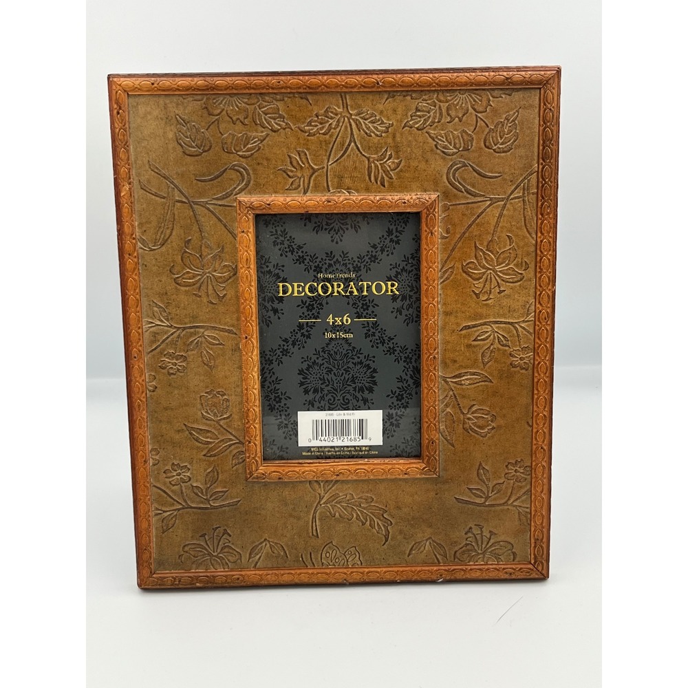 Home Trends Decorator Embossed Floral Photo Frame 4x6 Brown Faux Wood Stand‎